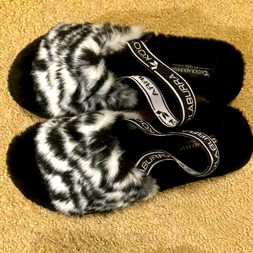 Ugg sling back slippers, size 6